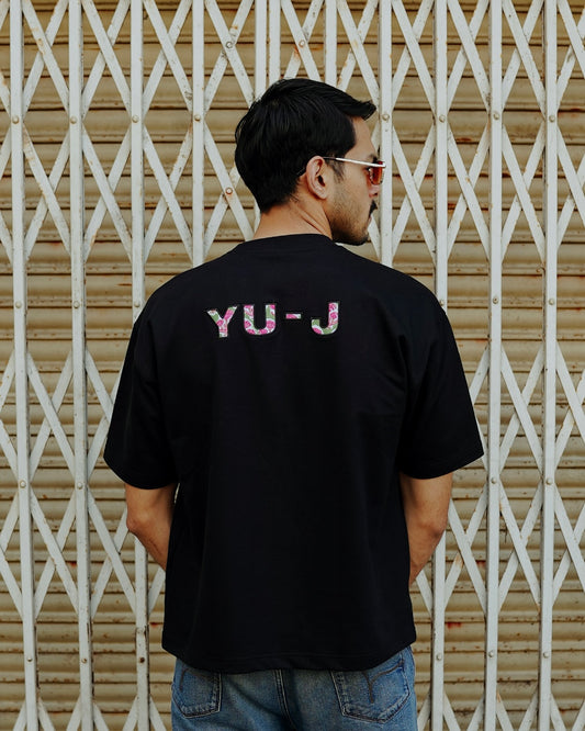 THE TIGER – UNISEX OVERSIZED T-SHIRT