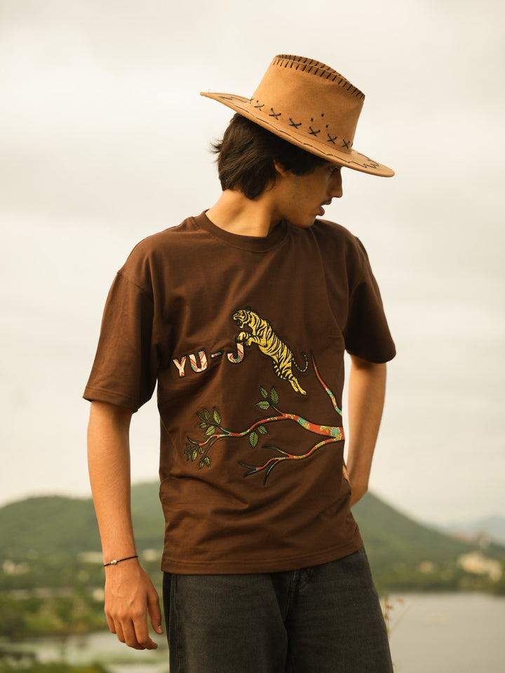 MOVE – OVERSIZED TEE