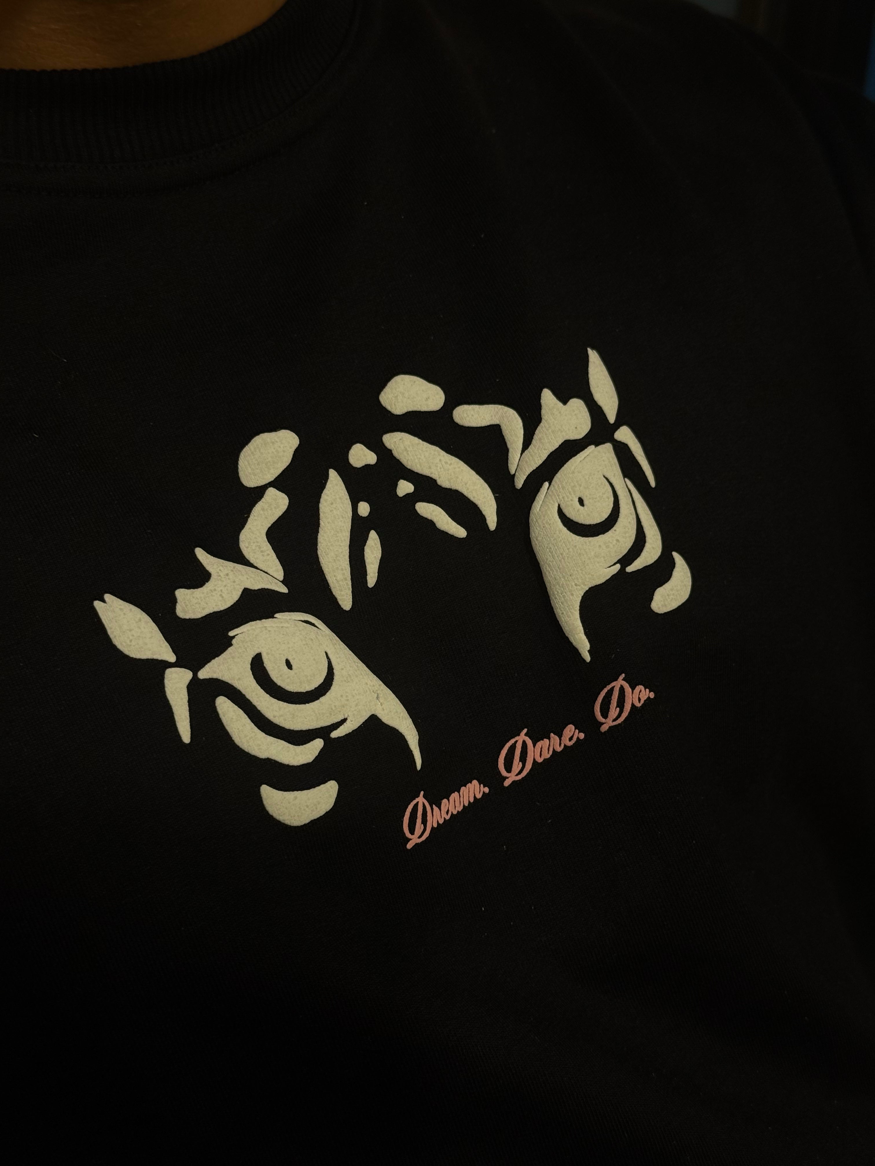 THE TIGER – UNISEX OVERSIZED T-SHIRT