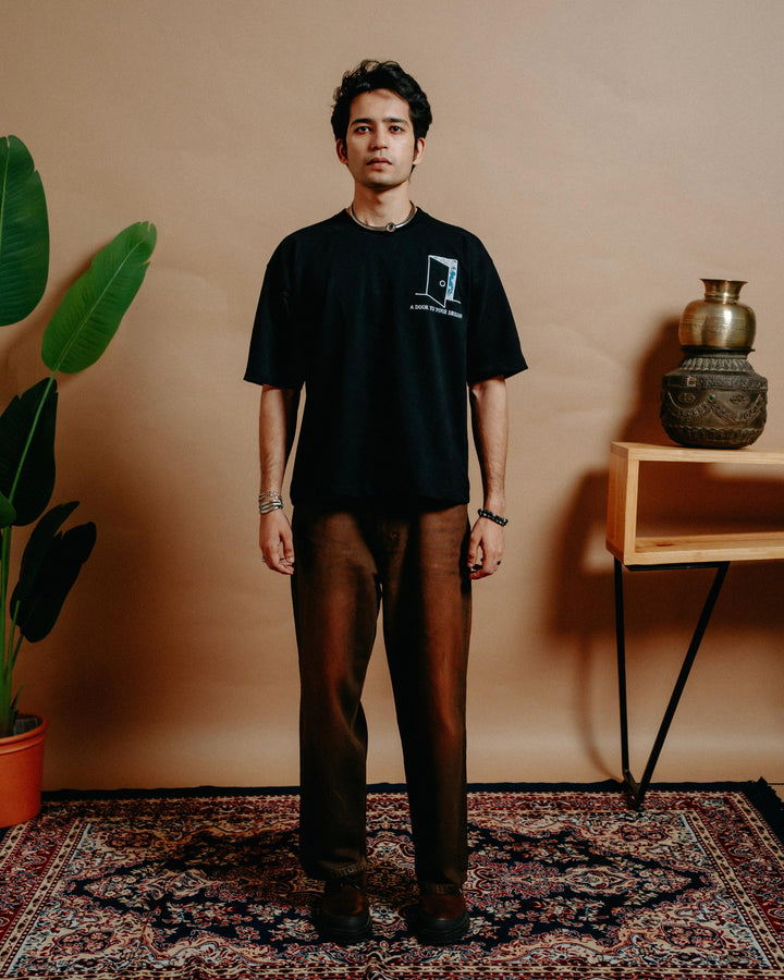 THE ENTRY OVERSIZED T-SHIRT